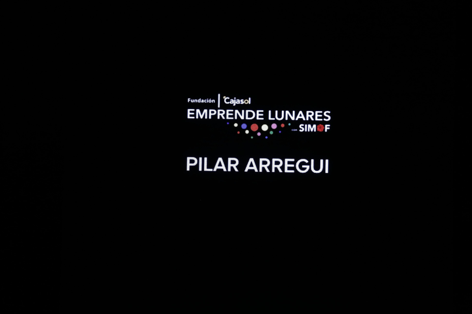 Fotos emprende lunares