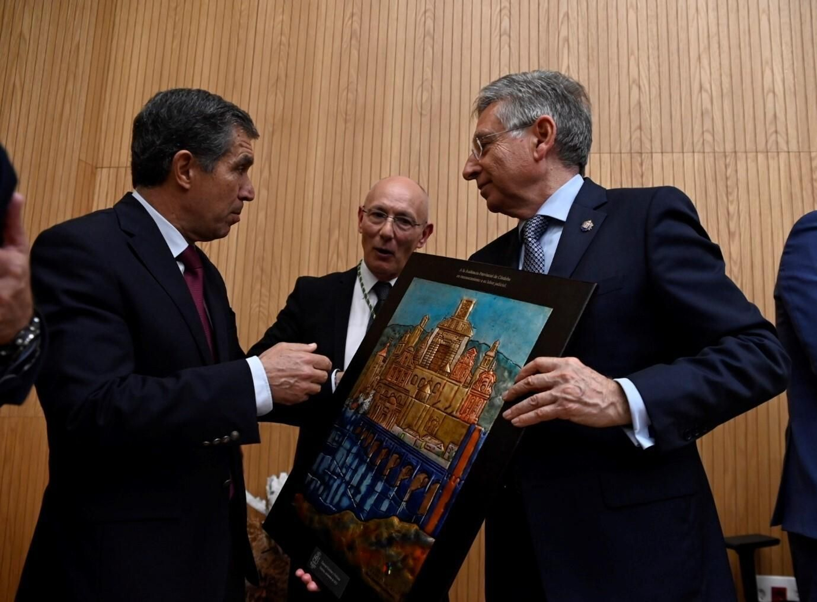 La Real Academia de Córdoba reconoce la labor de la Audiencia Provincial, en imágenes La Real Academia de Córdoba reconoce la labor de la Audiencia Provincial, en imágenes