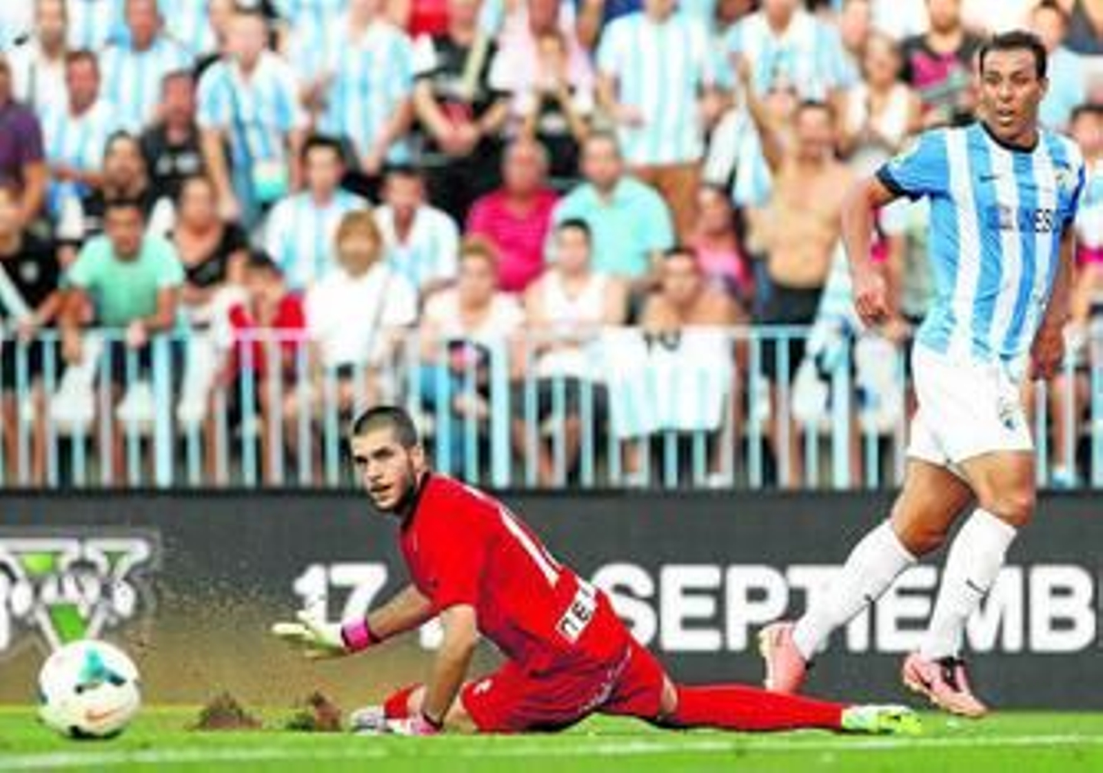 El Hamdaoui, en el momento de asistir a Portillo para el 2-0.