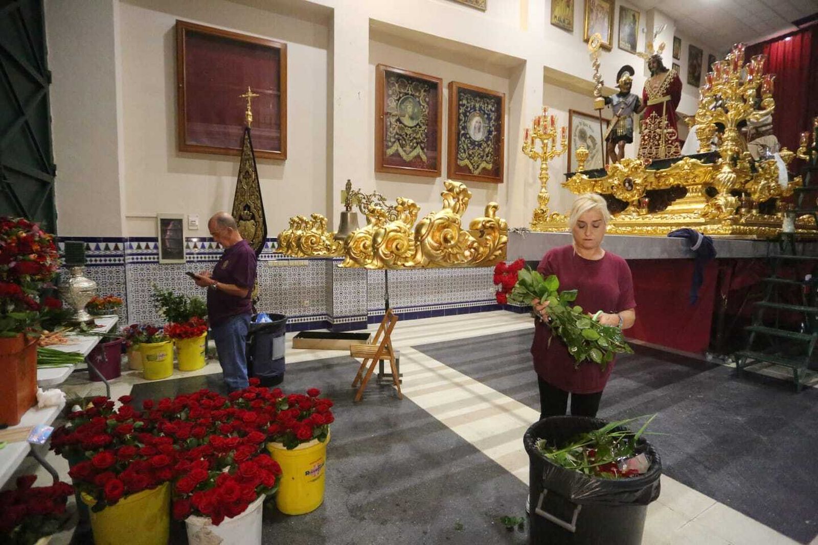 El trono de Nuestro Padre Jesús de la Sentencia se prepara para la Magna.