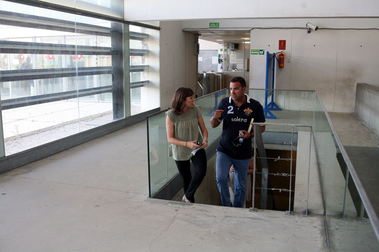 Laura Álvarez durante la visita al Palacio de Deportes.