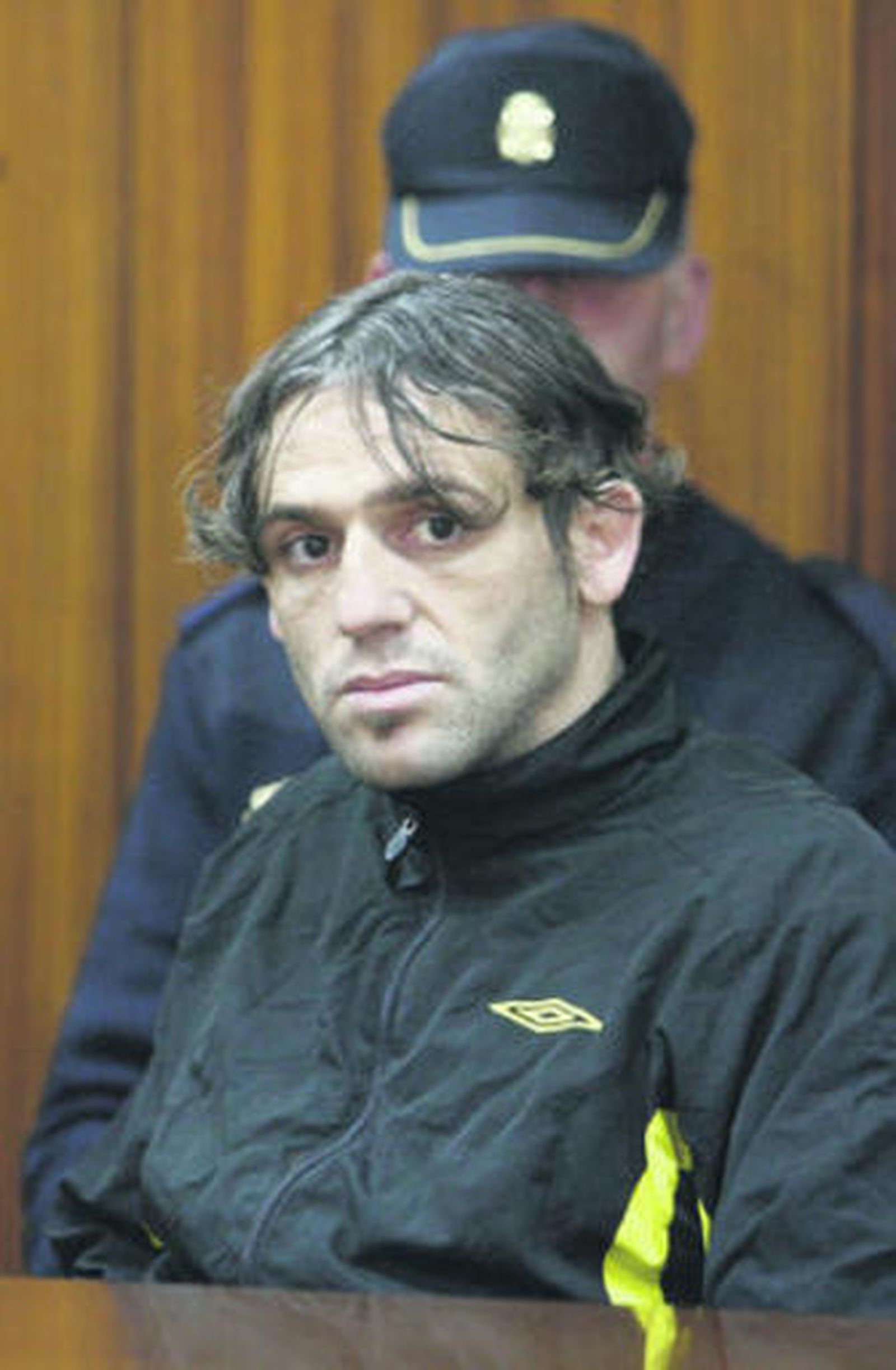 Rafael Hidalgo Castro, sentado en el banquillo de los acusados.