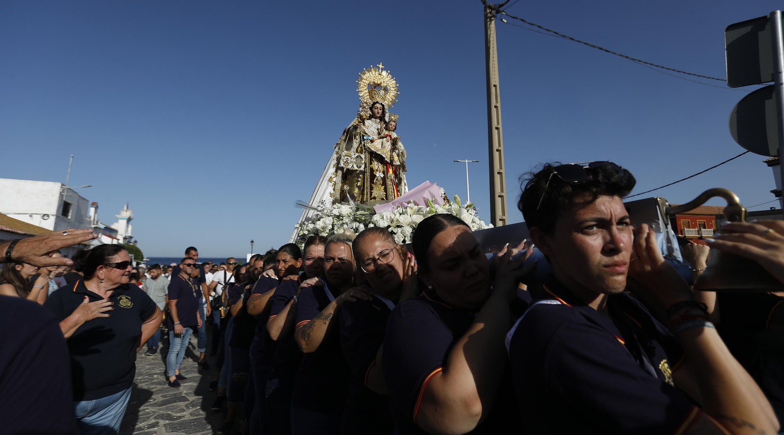 Procesión de la Virgen del Carmen de la iglesia de la Atunara en La Línea