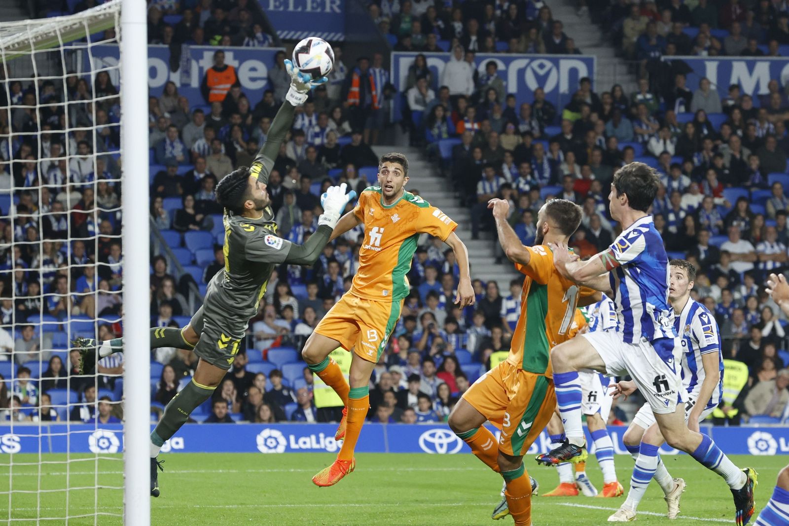 Imagen del partido entre el Betis y la Real Sociedad de la primera vuelta de la Liga.