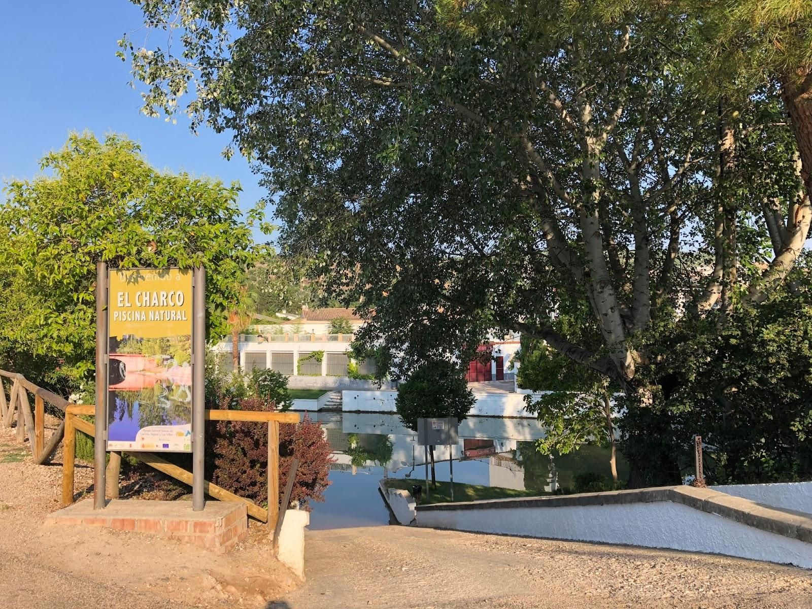 El río Aguascebas llena de agua y vida este oasis veraniego en Mogón. El río Aguascebas llena de agua y vida este oasis veraniego en Mogón.