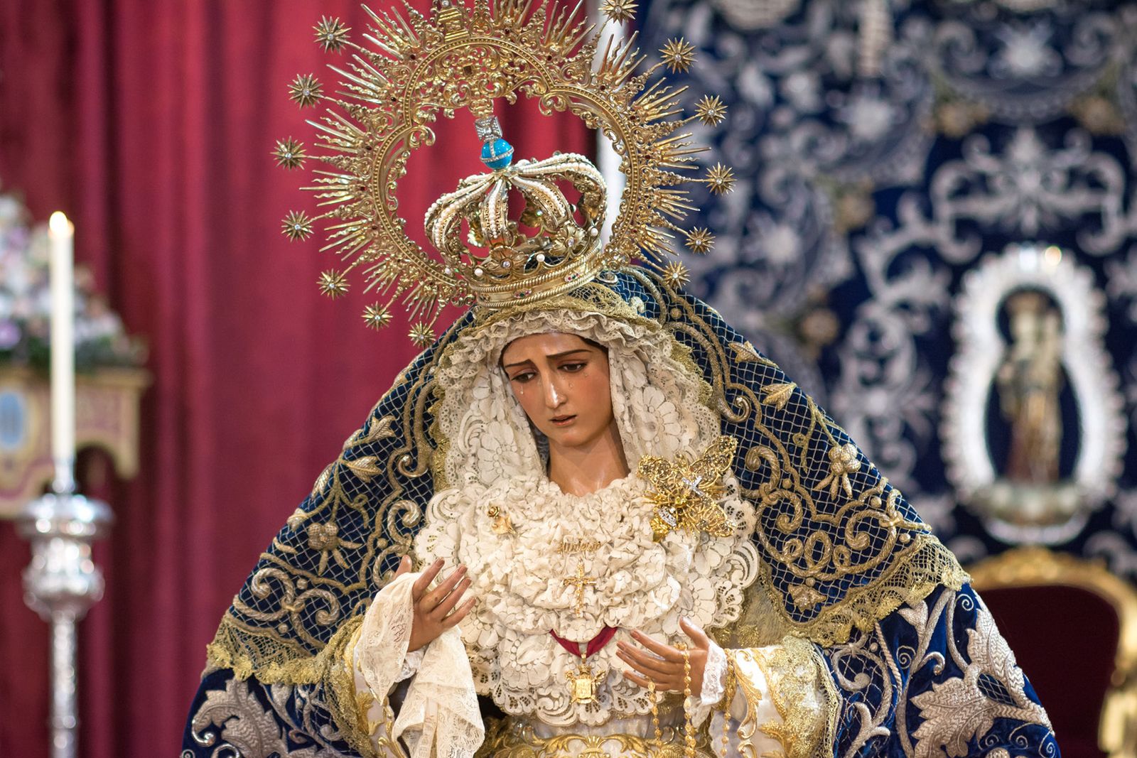 Sublime veneración a la Virgen de la Hiniesta en San Julián