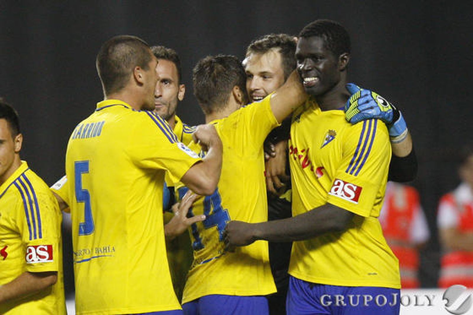 Las imágenes del Cádiz-Levante de Copa del Rey