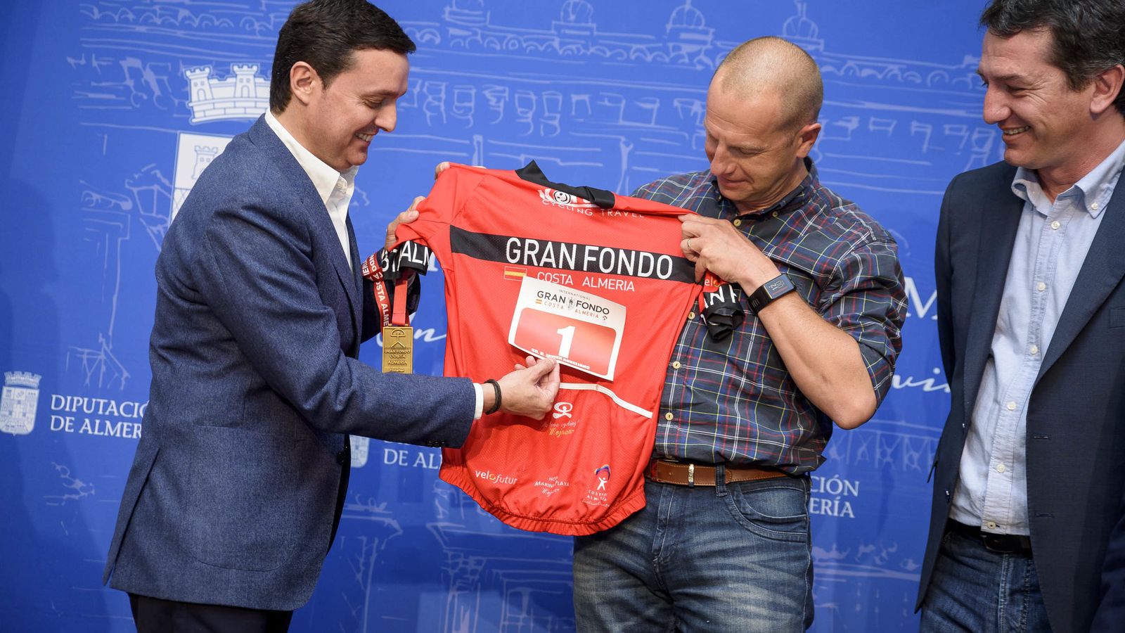 El maillot conmemorativo de la prueba