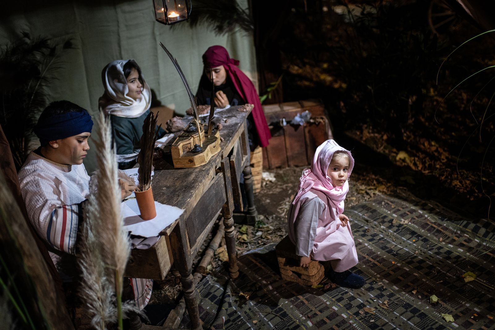 Imágenes: Una visita al Belén viviente de Puerto Moral
