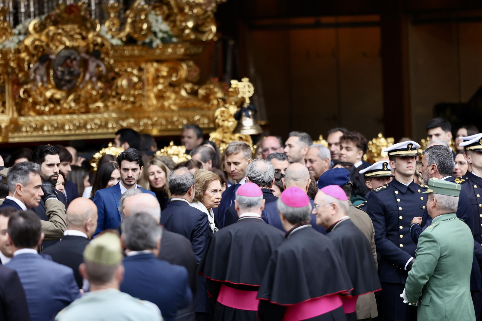 Las fotos de la Legión en el traslado del Cristo de Mena en Málaga este Jueves Santo Las fotos de la Legión en el traslado del Cristo de Mena en Málaga este Jueves Santo