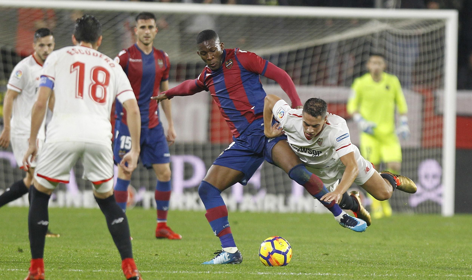 Las imágenes del Sevilla-Levante