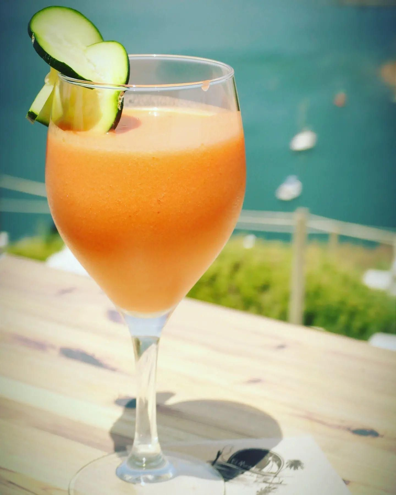 Gazpacho clásico del Chiringuito del Mirador de La Breña