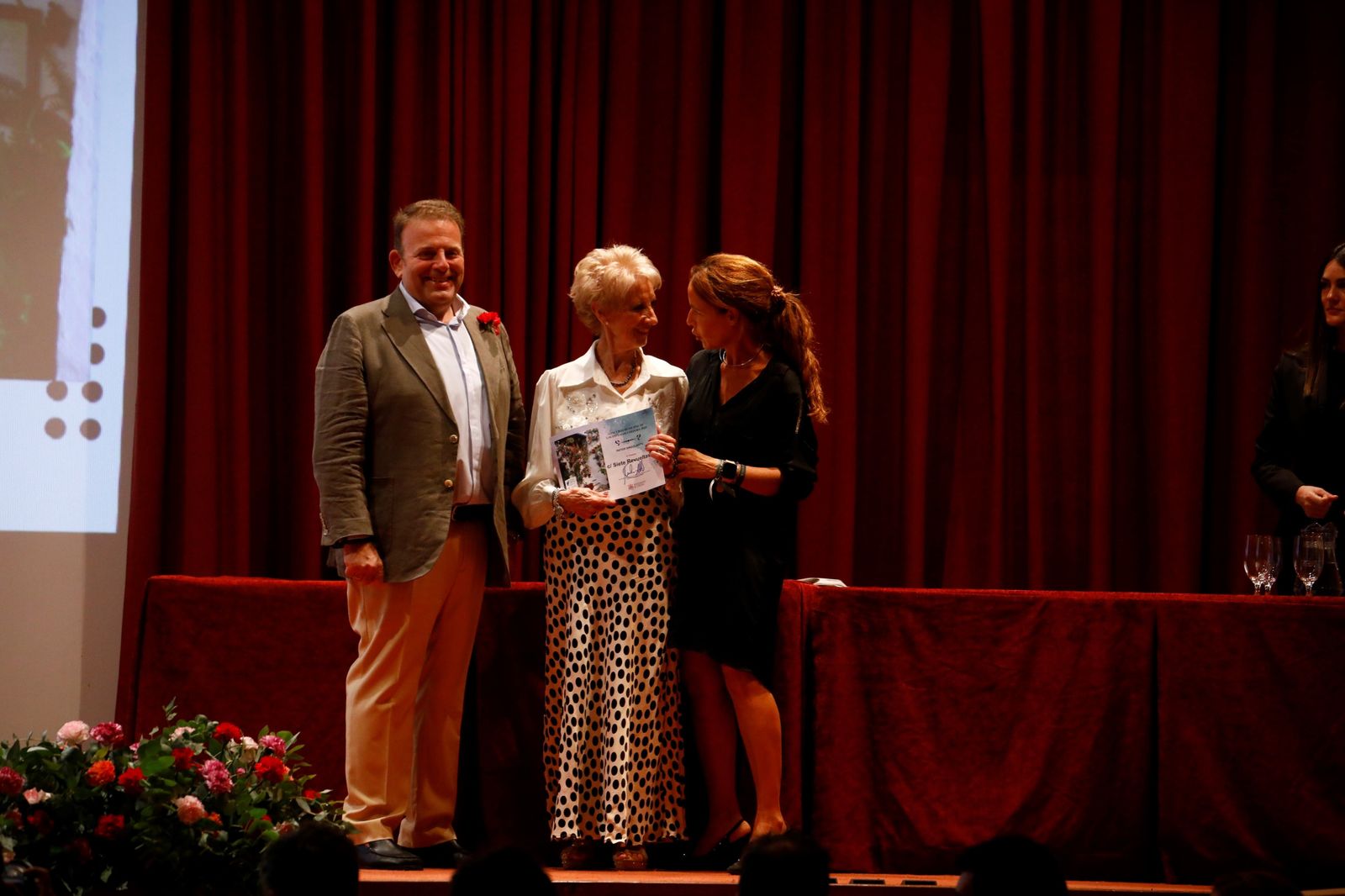 La entrega de premios a los ganadores del Mayo Festivo de Córdoba, en imágenes