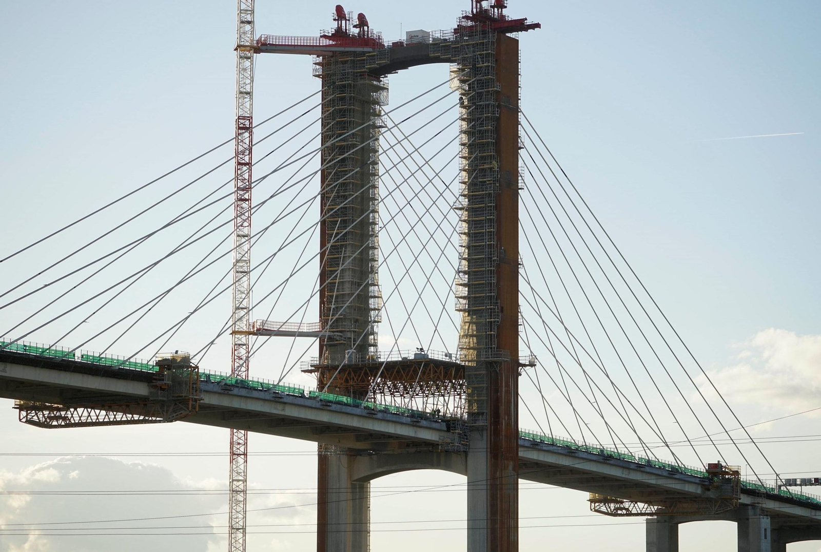Vista general de las obras del puente del Centenario