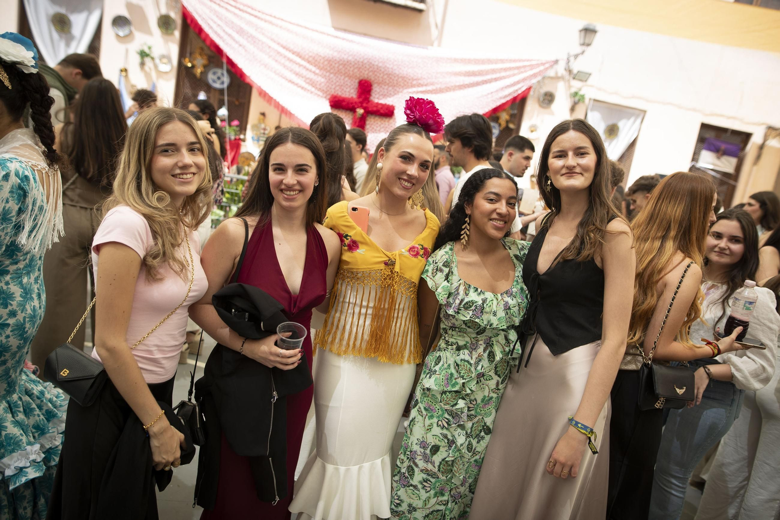 Las mejores imágenes del inicio de las Cruces en Granada