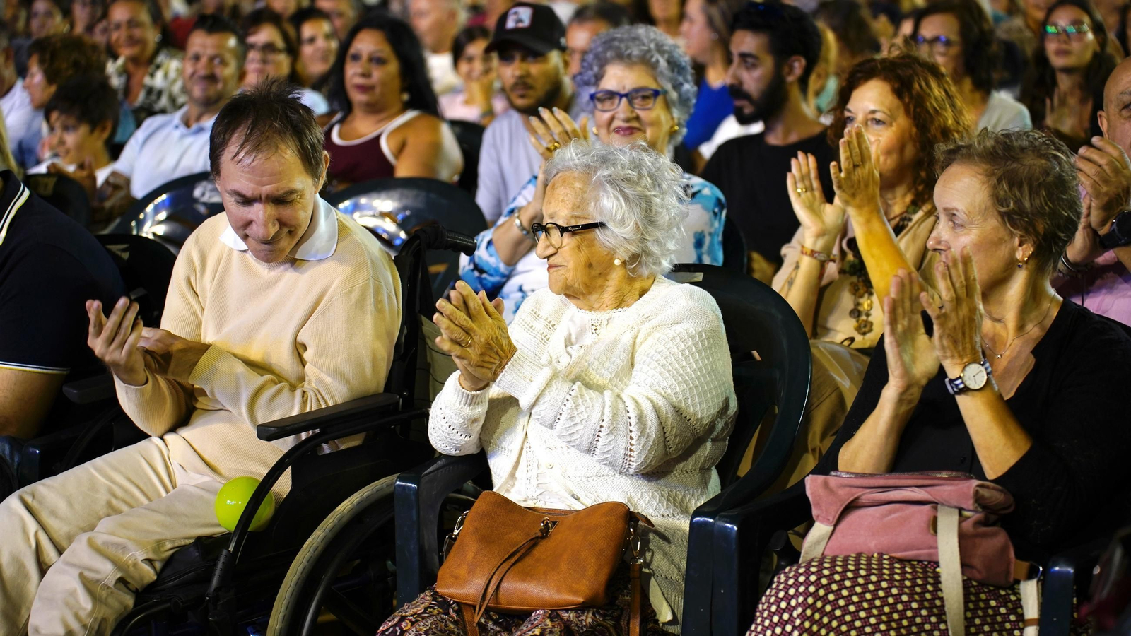 Las fotos de la Noche Carnavalesca en Algeciras