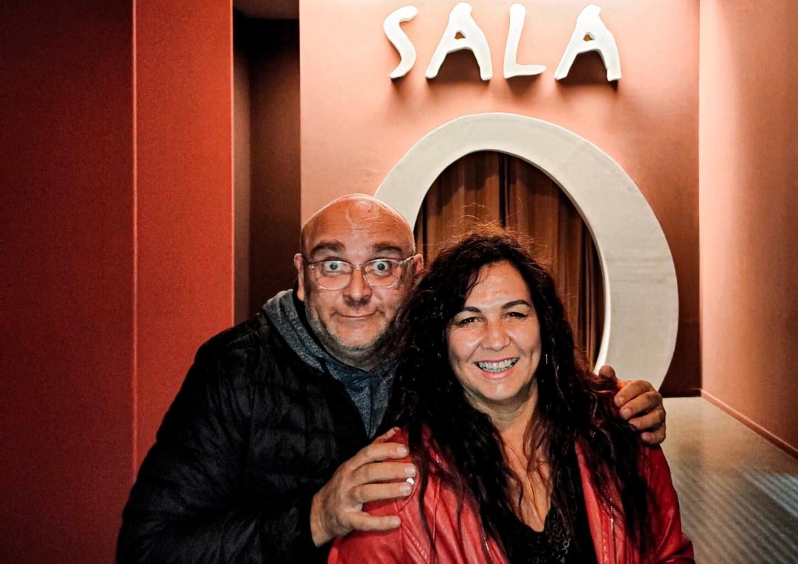Mané Solano y Charo Urbano en la recepción de Sala Cero Teatro
