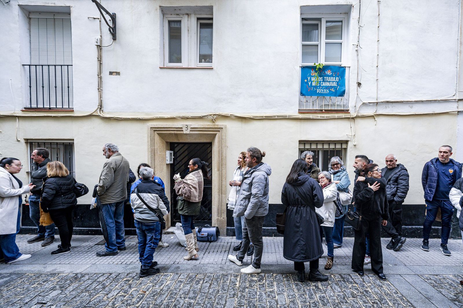 Las imágenes de la erizada popular del Carnaval de Cádiz 2026