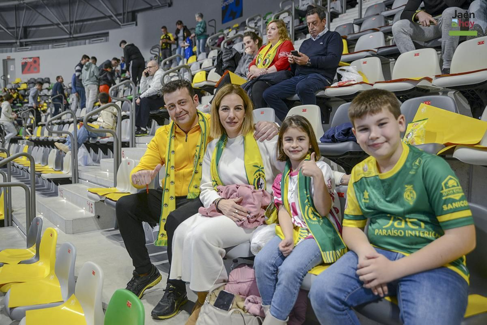 Búscate en las gradas del Olivo Arena en el Jaén Paraíso Interior - Inter Movistar