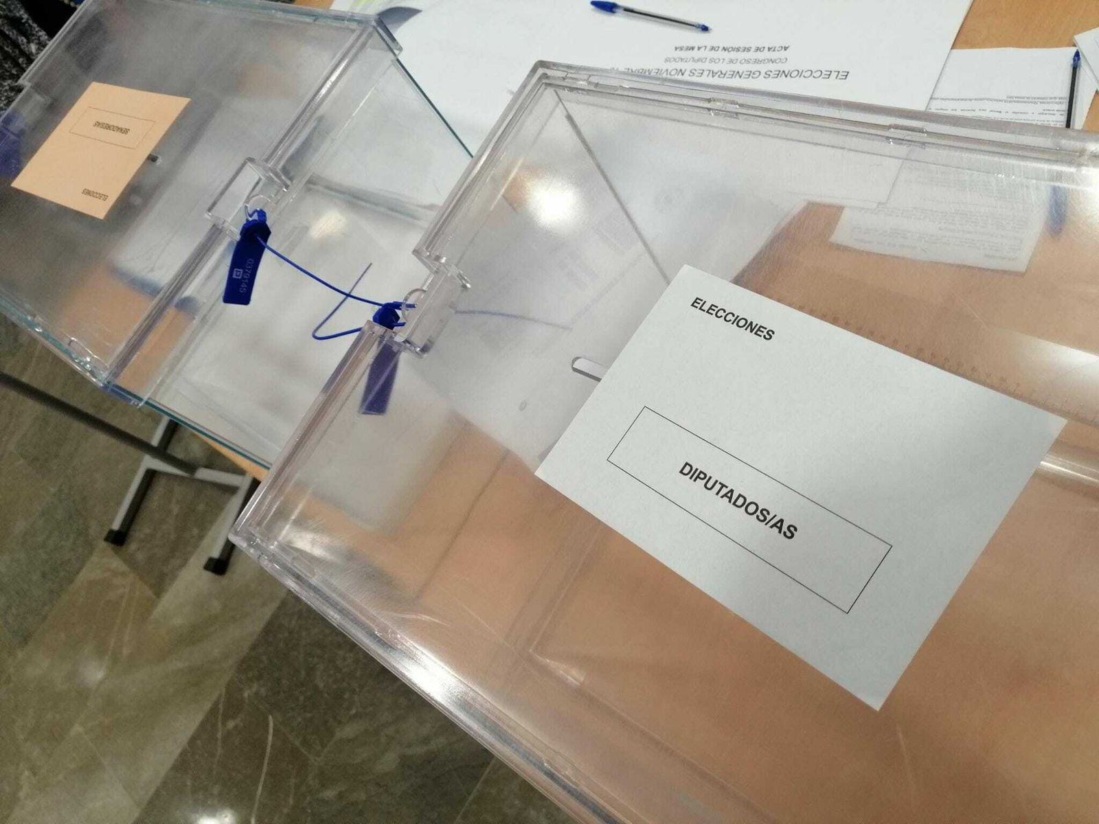 Las imágenes de la jornada electoral en Sevilla