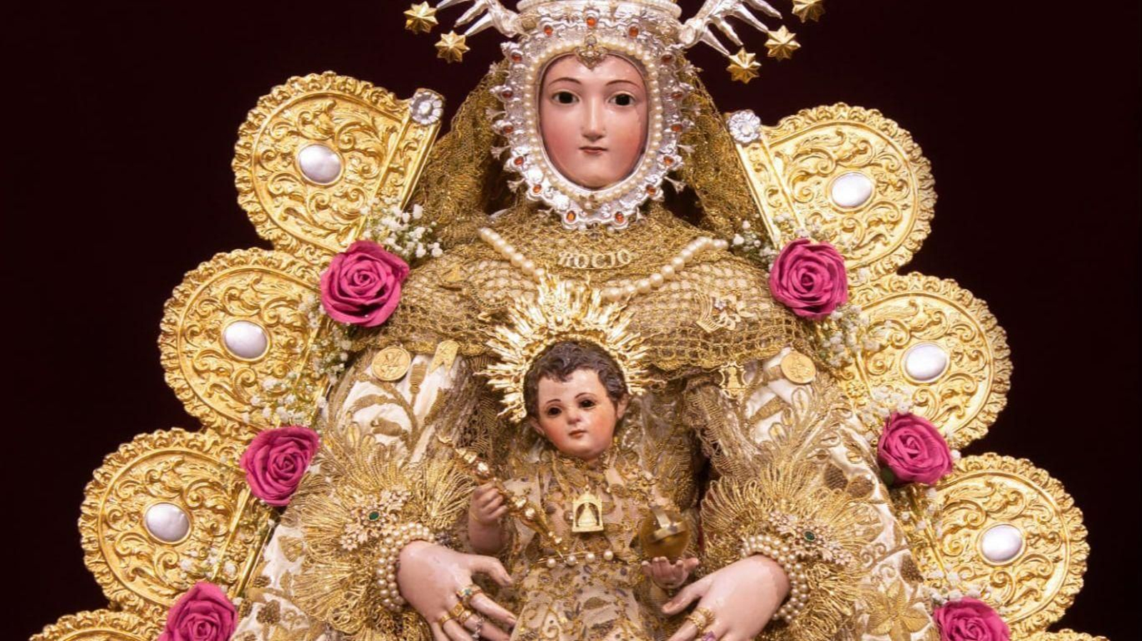 Imagen de la Virgen del Rocío de la filial gaditana. Imagen de la Virgen del Rocío de la filial gaditana.