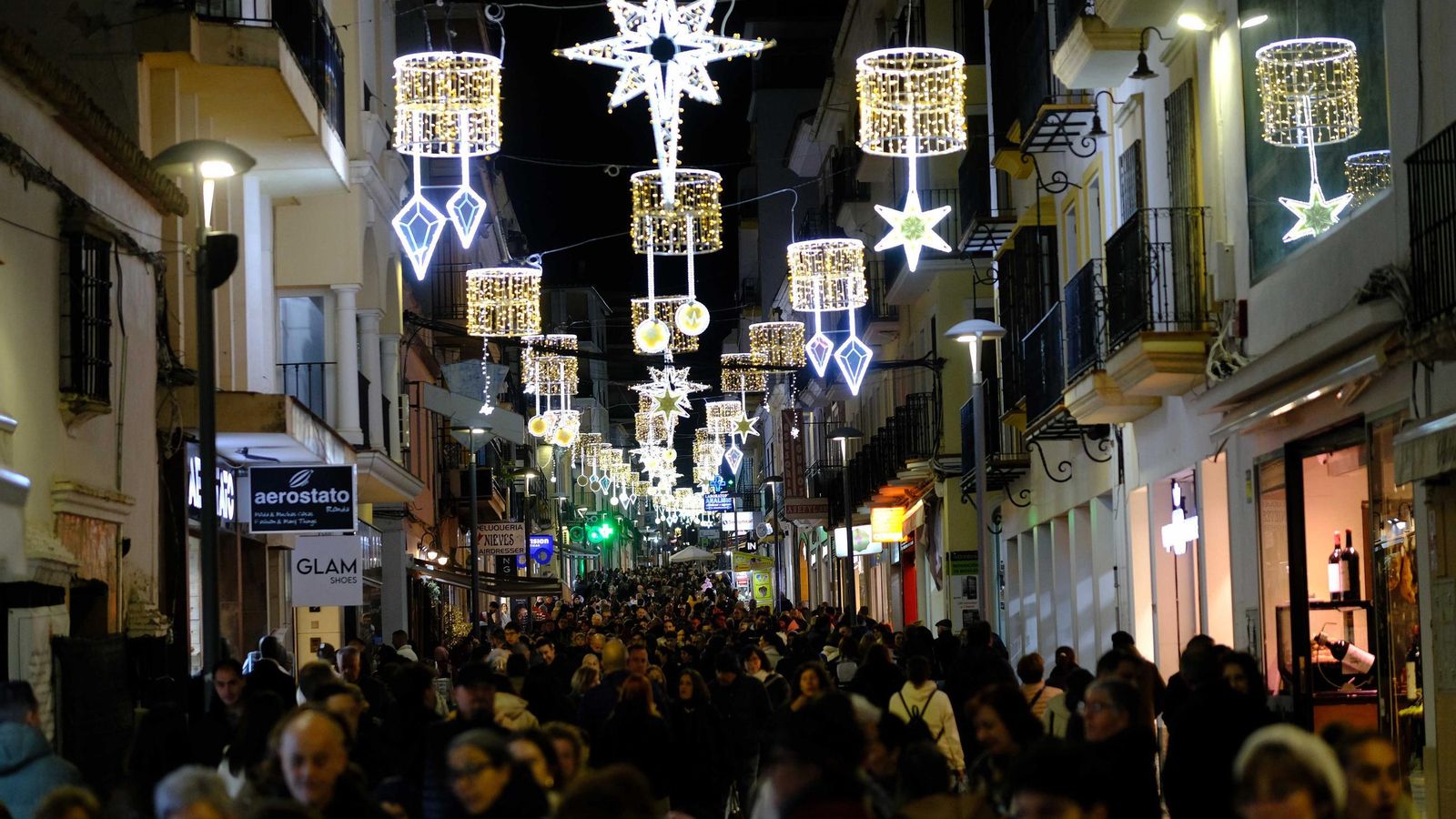 Alumbrado tridimensional para Carrera Espinel.