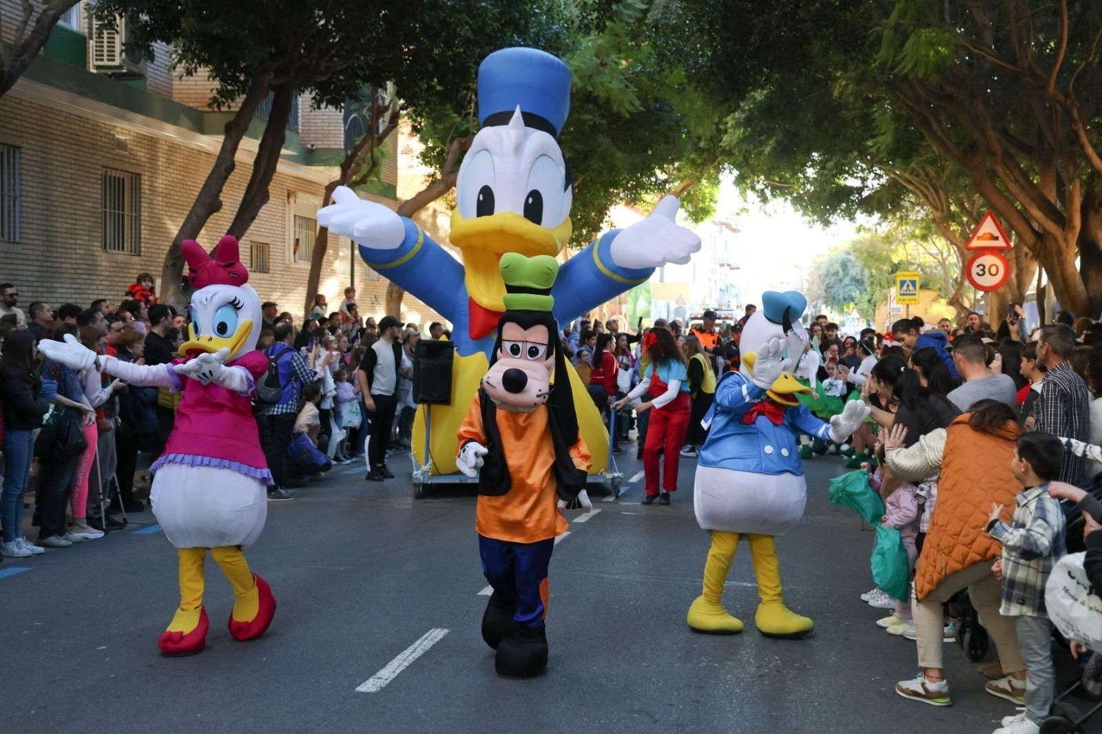 Las fotos de la Cabalgata de Reyes de Huelin 2024