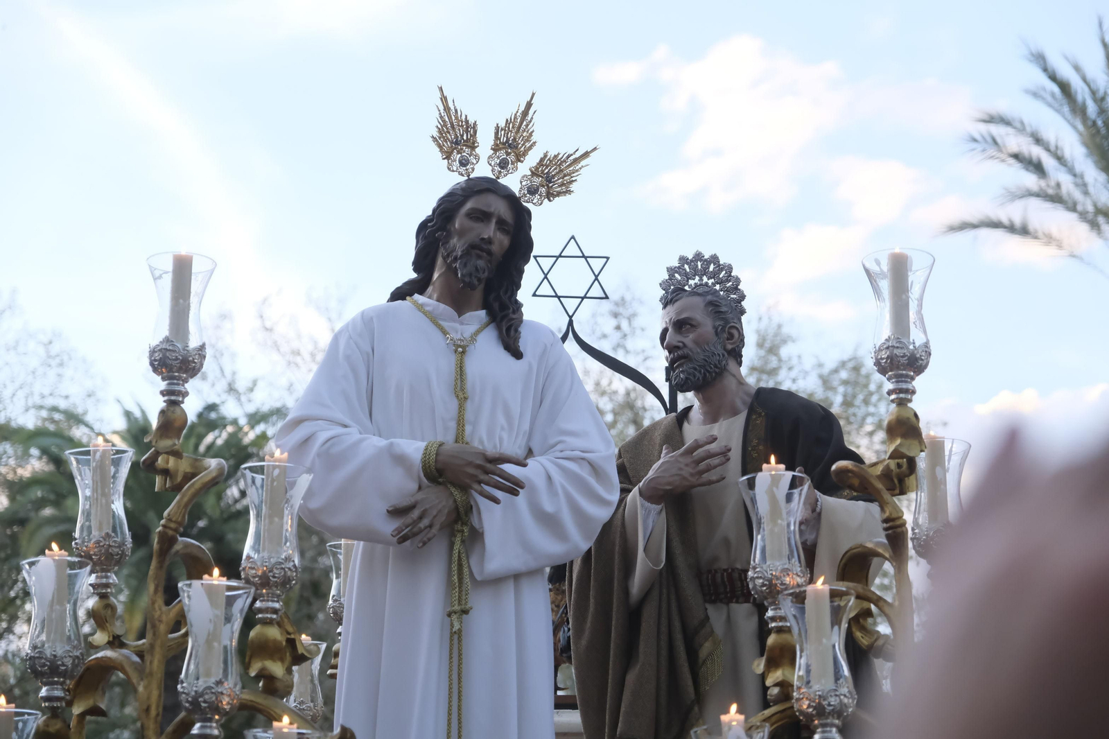 La procesión del Señor de la Bondad de Córdoba, en imágenes