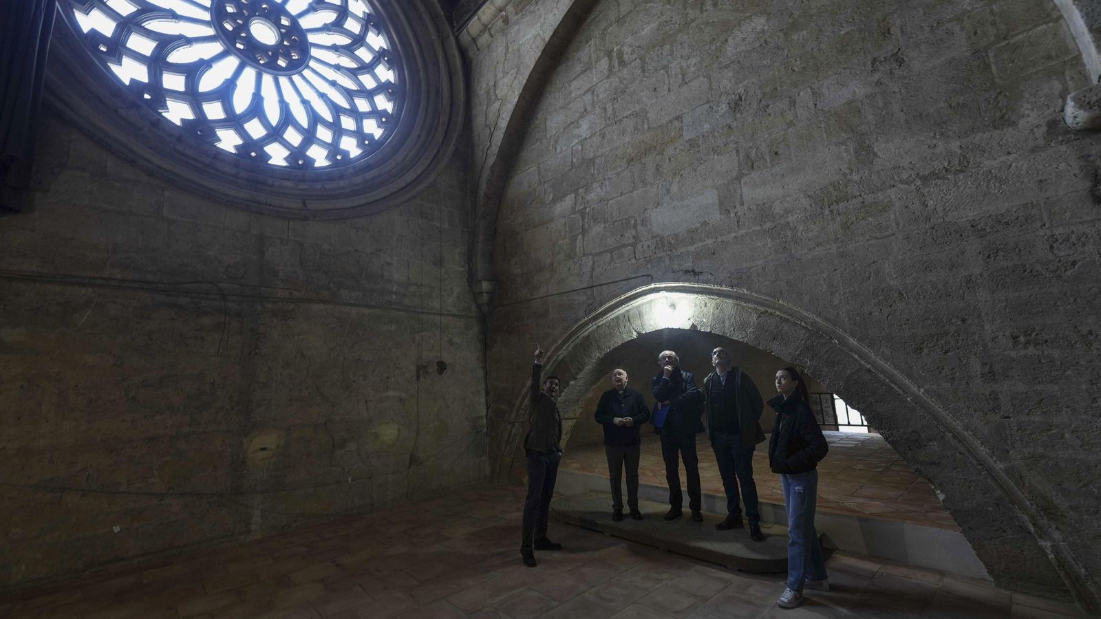 Visita al interior del templo. Visita al interior del templo.
