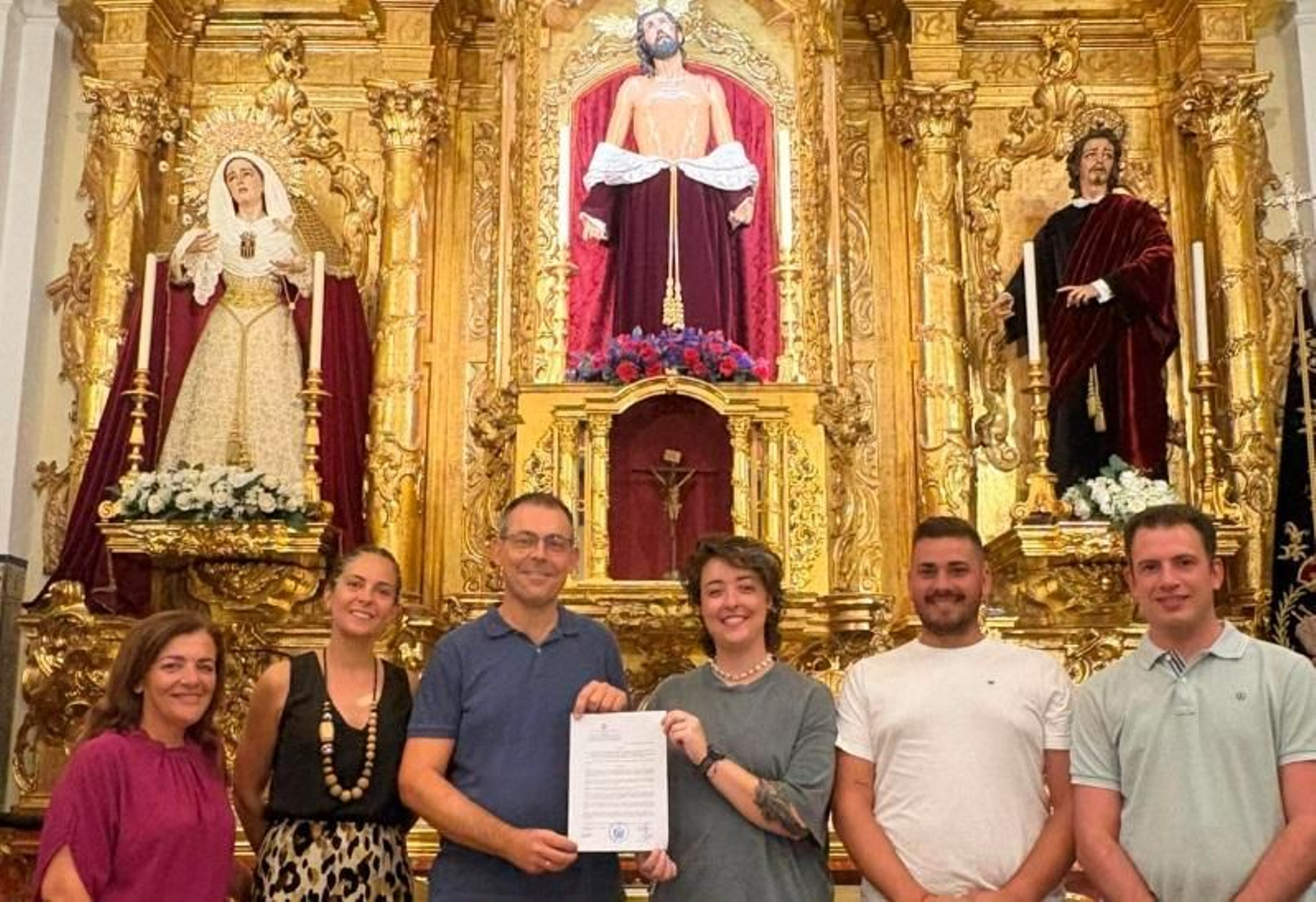 Firma del contrato este pasado martes entre ambas partes