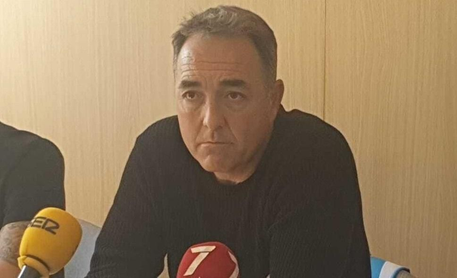 Óscar Garvín pide el apoyo de los aficionados como en el partido contra el Utrera.