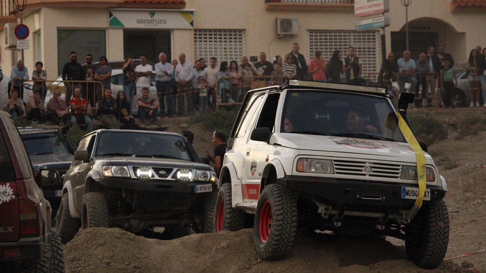 La exhibición 4x4 un año más ha congregado a numerosos espectadores.jpg