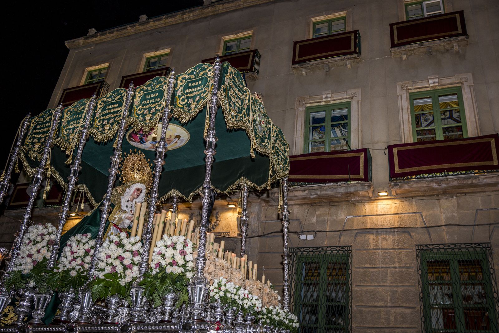 Imágenes de la procesión del Paso Blanco en Cuevas del Almanzora