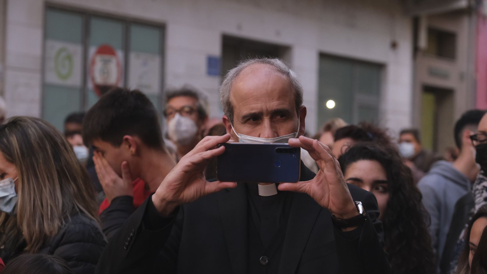 Procesión del Santo Entierro en Almería, en imágenes.
