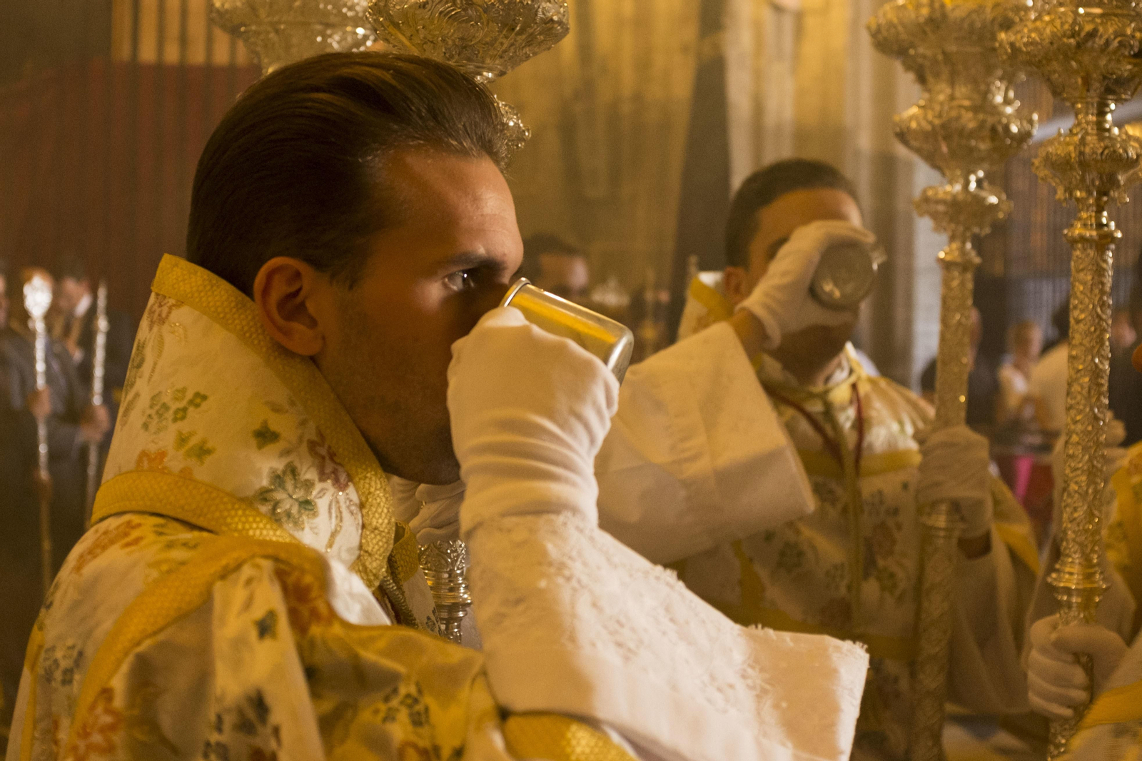 La coronación y el regreso de la Virgen de la Salud, en imágenes