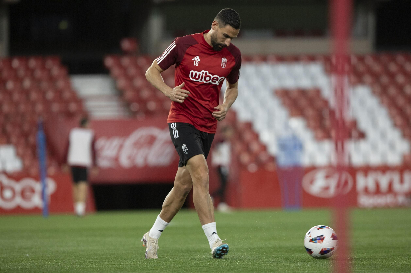 Así fue el primer entrenamiento de José Ramón Sandoval en el Granada CF
