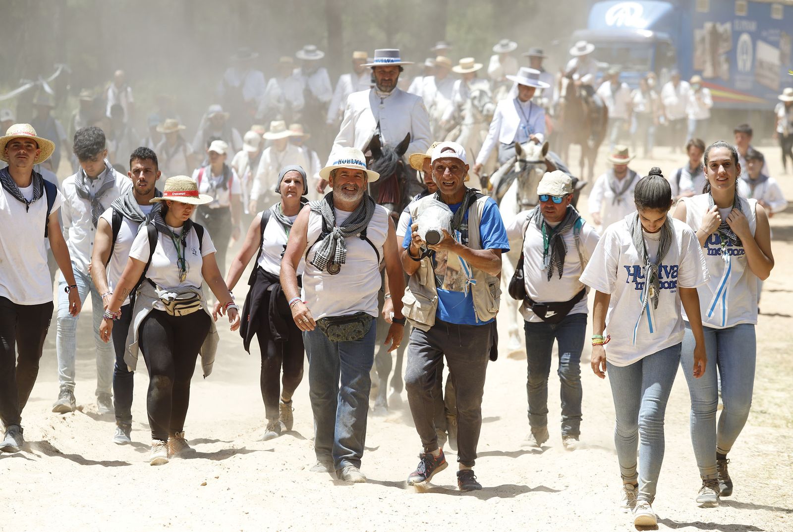 Todos los peregrinos de la Hermandad de Huelva, en imágenes