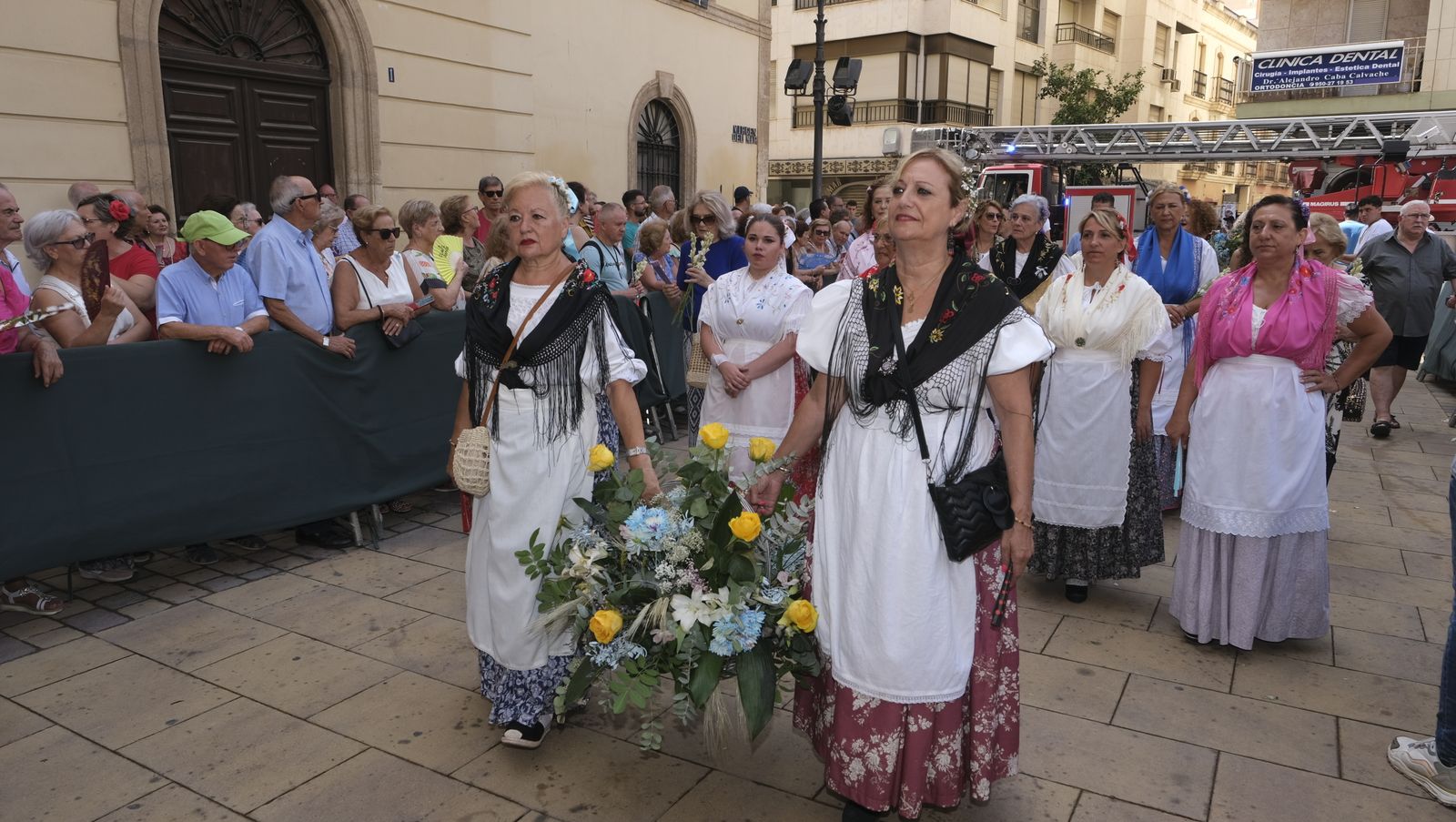 La ofrenda a la Virgen del Mar en imágenes