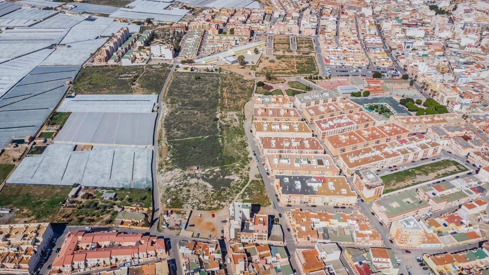 El modelo agrícola de Roquetas, gran motor de su economía