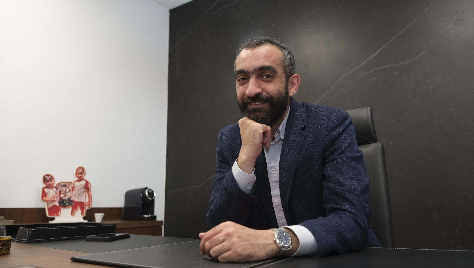 Mohamed El Assy posa para Diario de Almería en una de las entrevistas concedidas a este medio