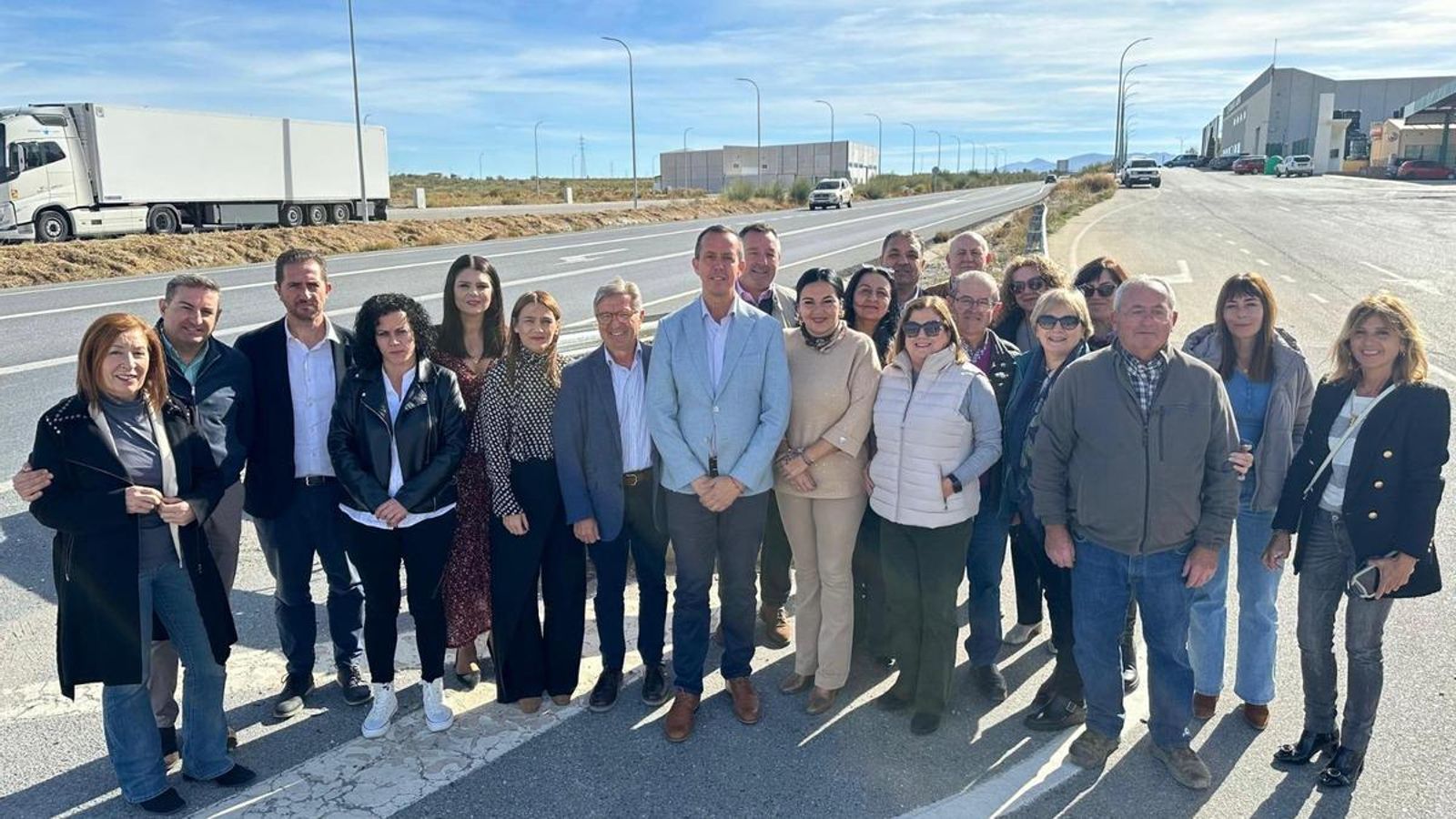 Representantes socialistas, en la Autovía del Almanzora