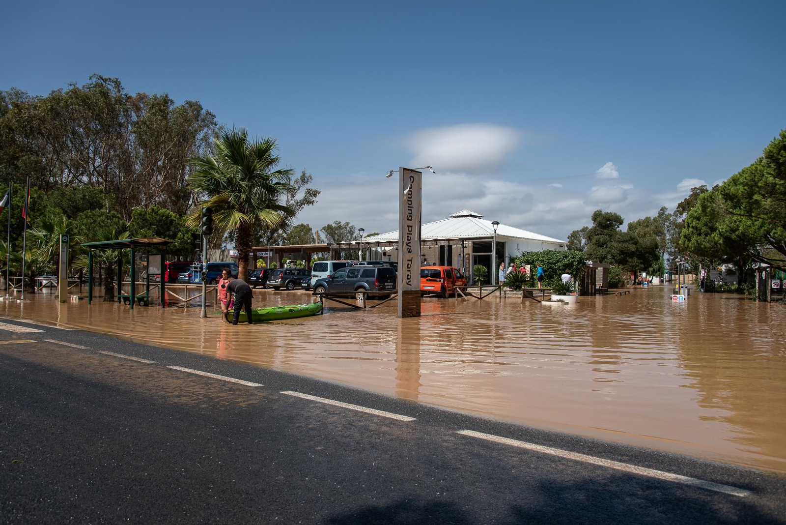 Imágenes de las inundaciones causadas por la lluvia en Isla Cristina