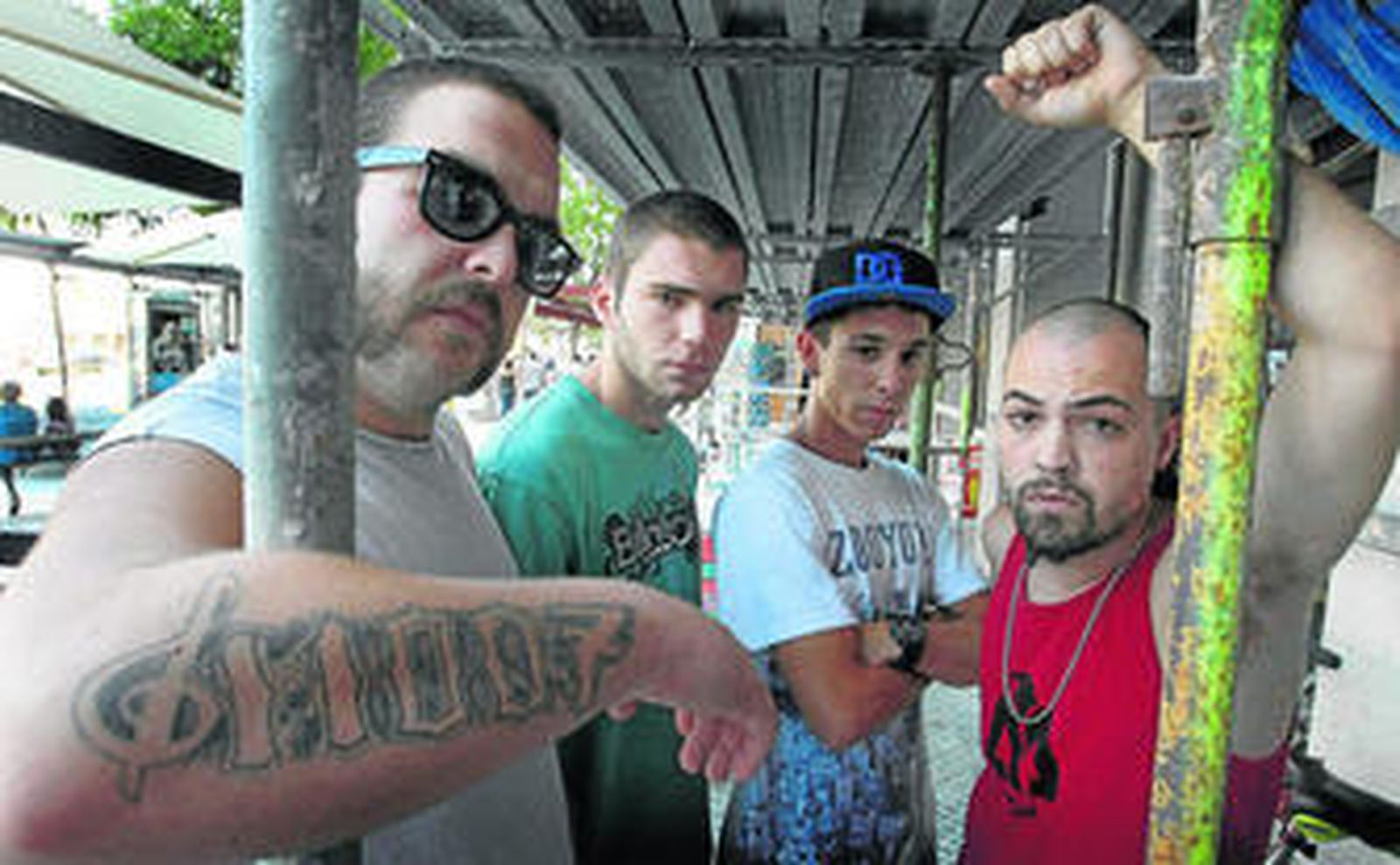 Los integrantes del grupo 'La 11007'.