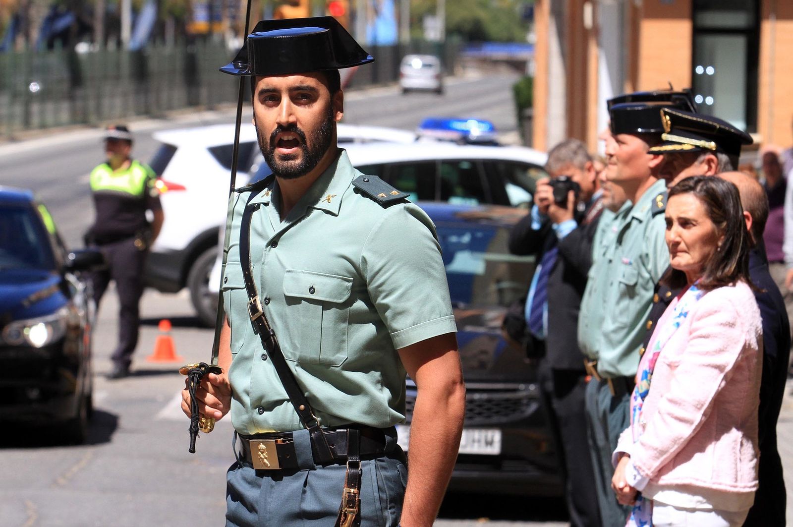 Juan Ignacio Zoido, ministro del Interior, presenta en la Comandancia de la Guardia Civil la nueva versión de AleryCops y el dispositivo del Rocío y posteriormente acude a la Diputación de Huelva para visitar la exposición sobre el terrorismo, en imágenes