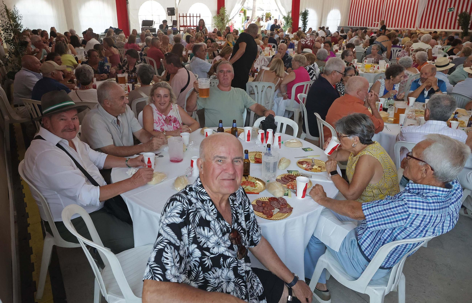 Fotos de la cena - homenaje a los mayores en la Feria de San Roque 2025 Fotos de la cena - homenaje a los mayores en la Feria de San Roque 2025