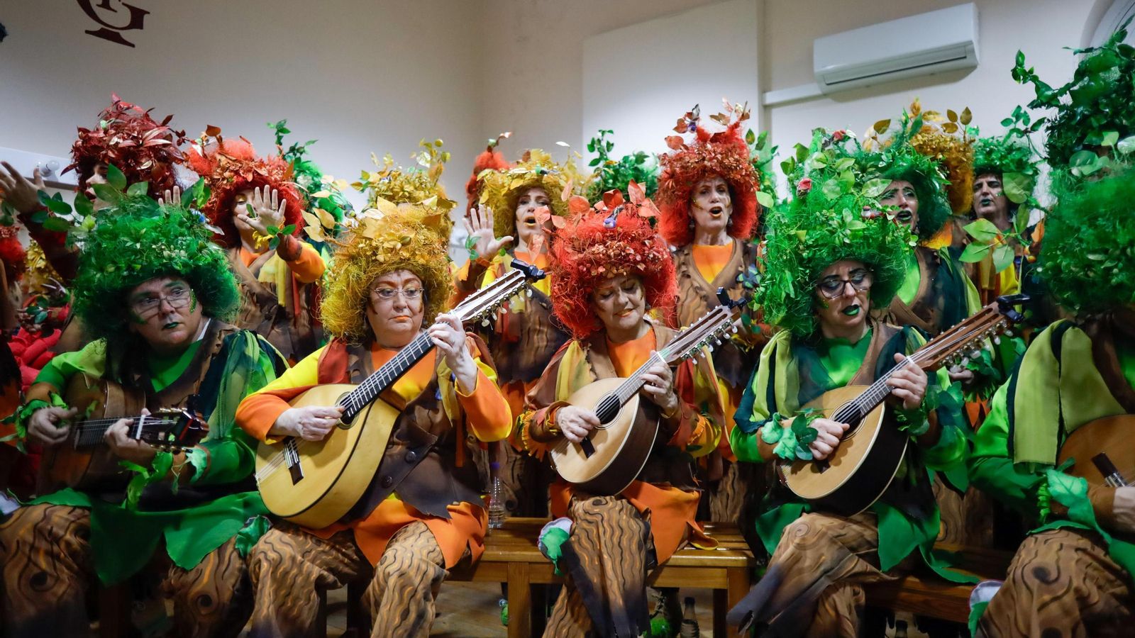 Búscate entre las mejores imágenes de la segunda sesión de cuartos de final del COAC 2025