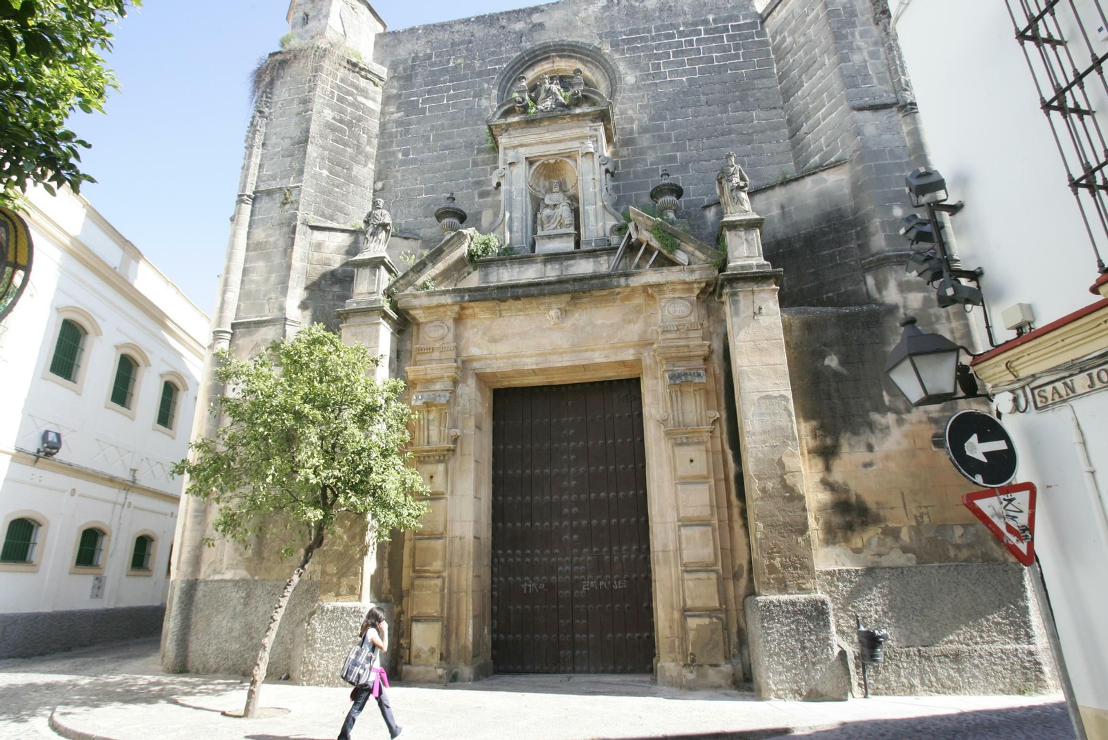 Fachada principal del templo de San Marcos. Fachada principal del templo de San Marcos.