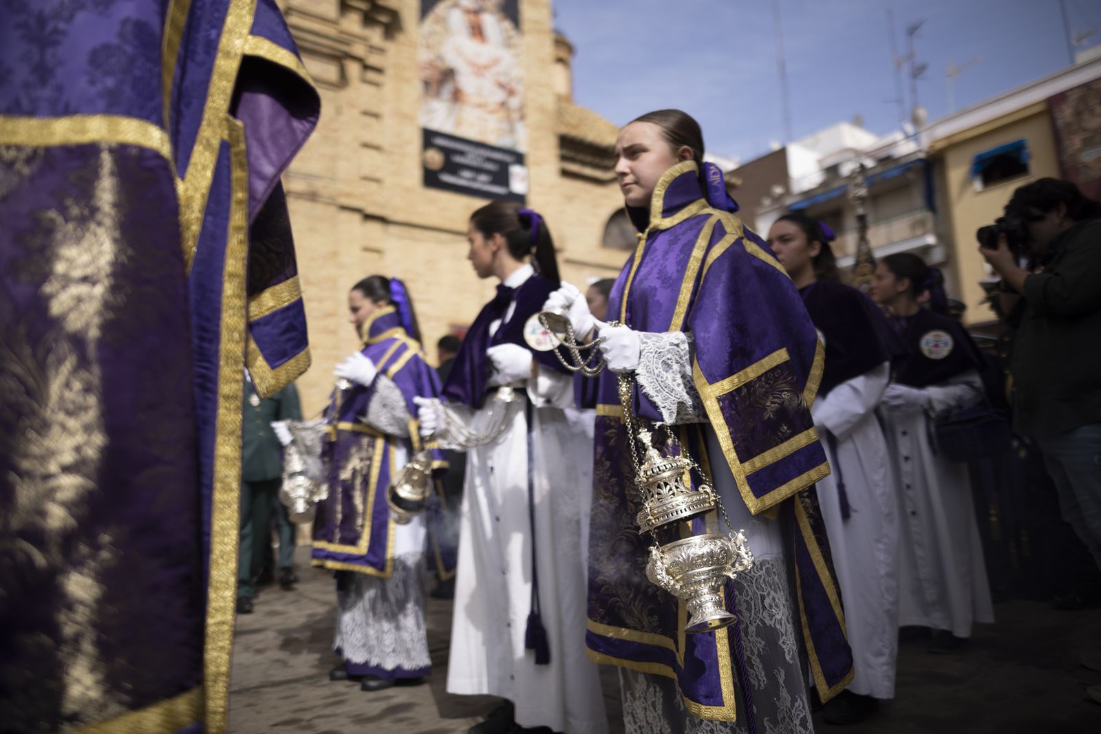 Lunes Santo: Tres Caídas en Huelva, en imágenes