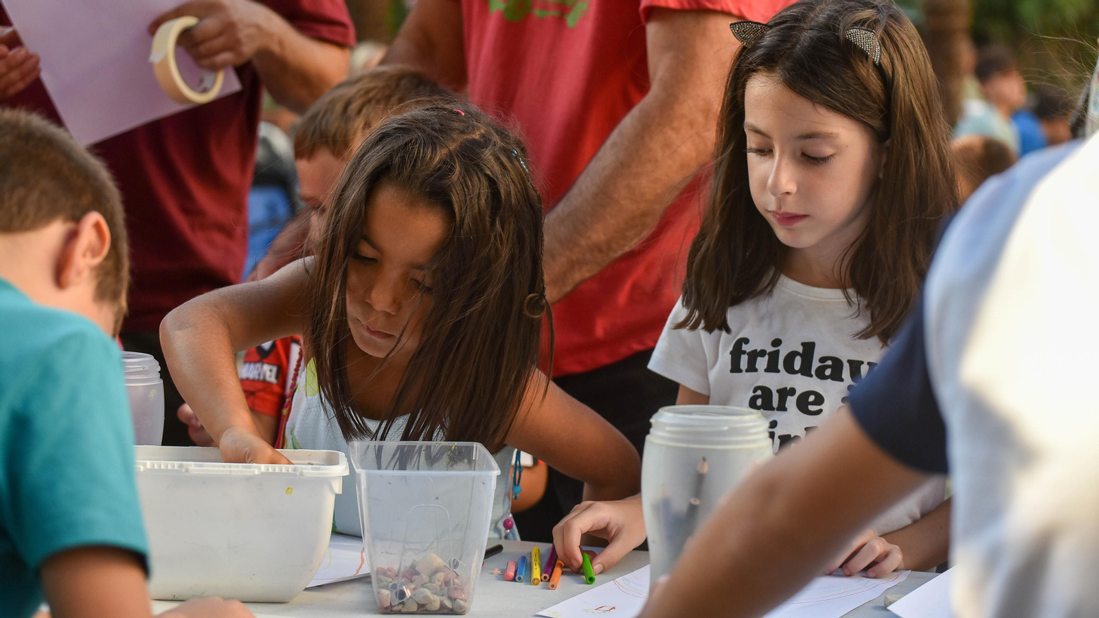 Las fotos del taller de dibujo para niños de la noche en blanco de La Línea