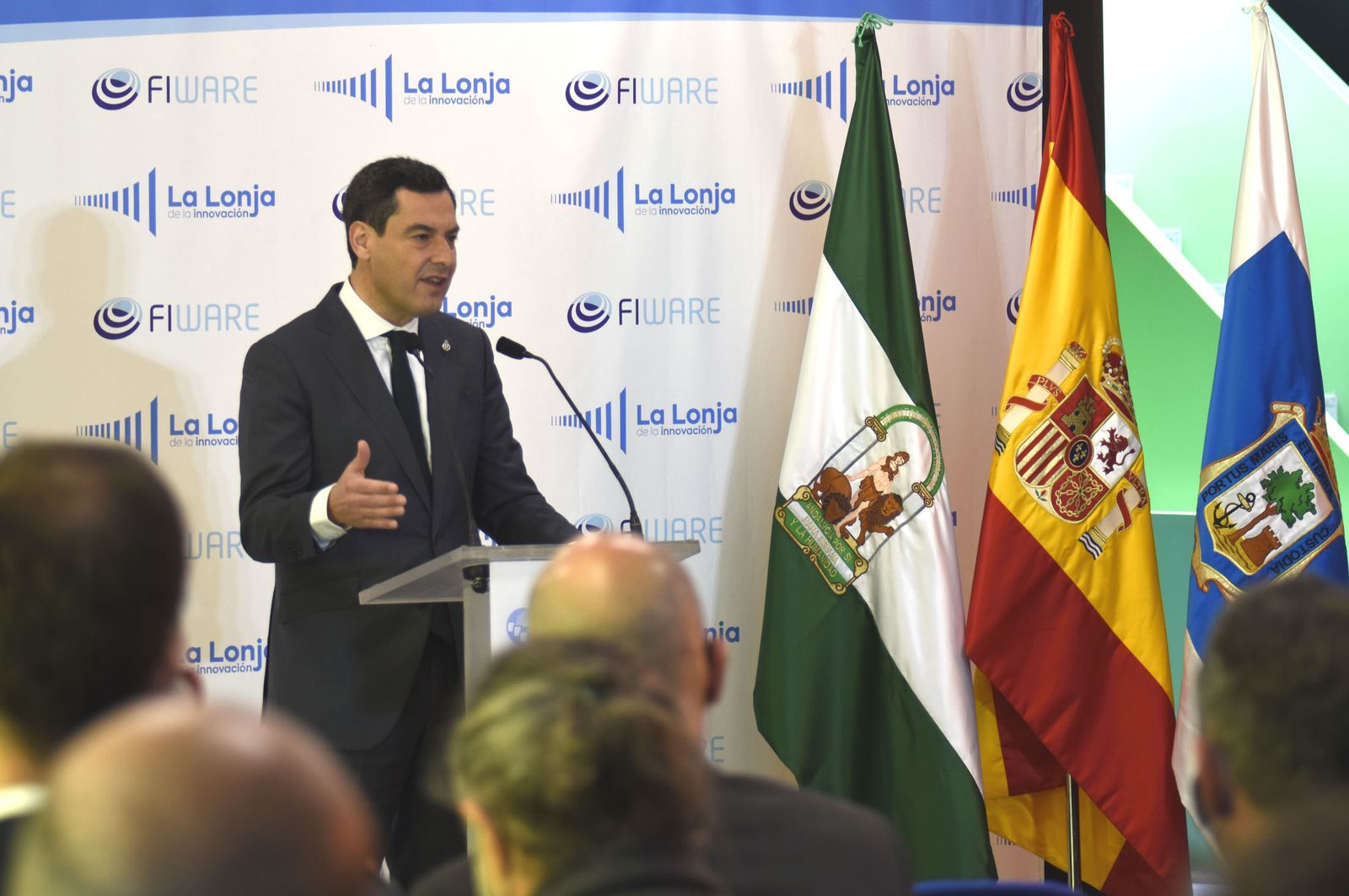 Imágenes del  acto de inauguración del nodo de innovación tecnológica 'La lonja de la Innovación' del Puerto de Huelva